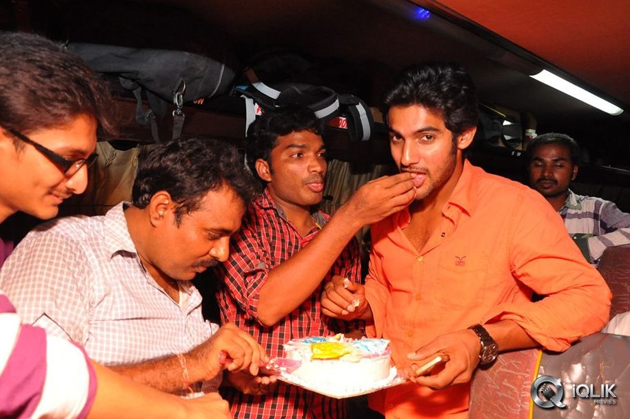 Pyaar-Mein-Padipoyane-Movie-Success-Tour